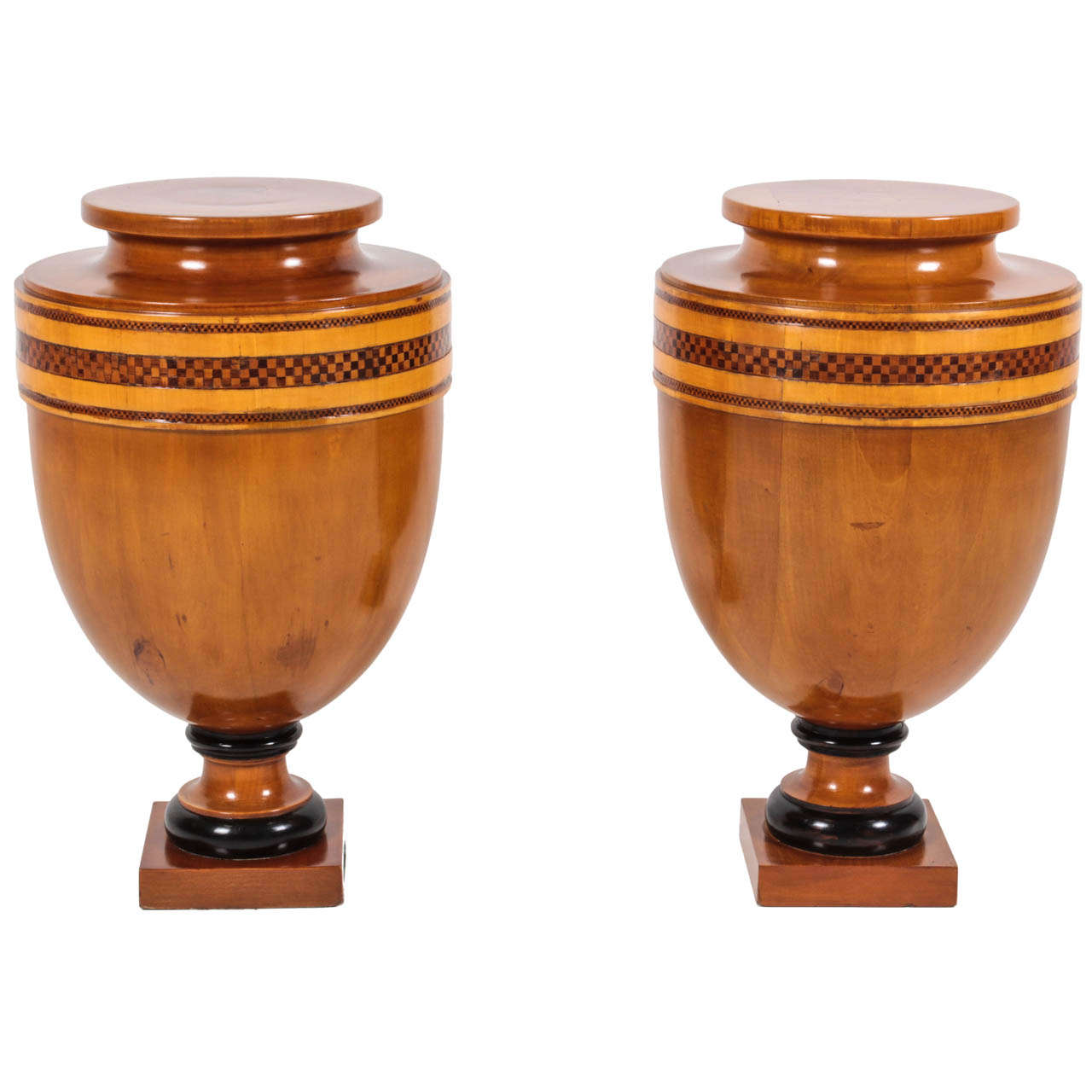 Large Scale Urns